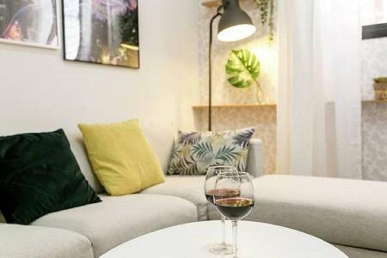 Family Apartment Patio&Swimming Pool In Center Μάλαγα Εξωτερικό φωτογραφία